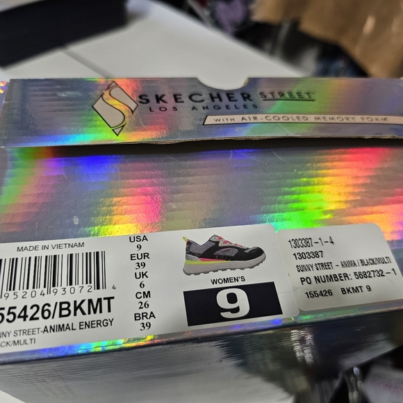 NWT.  Skecher Sunny Street Animal Energy​ - Picture 5 of 6